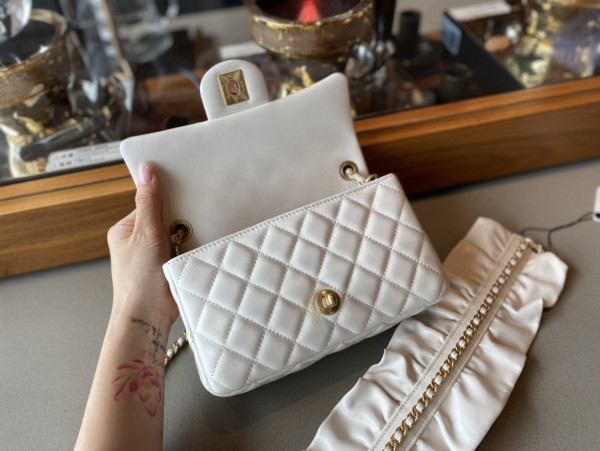 CL FLAP BAG