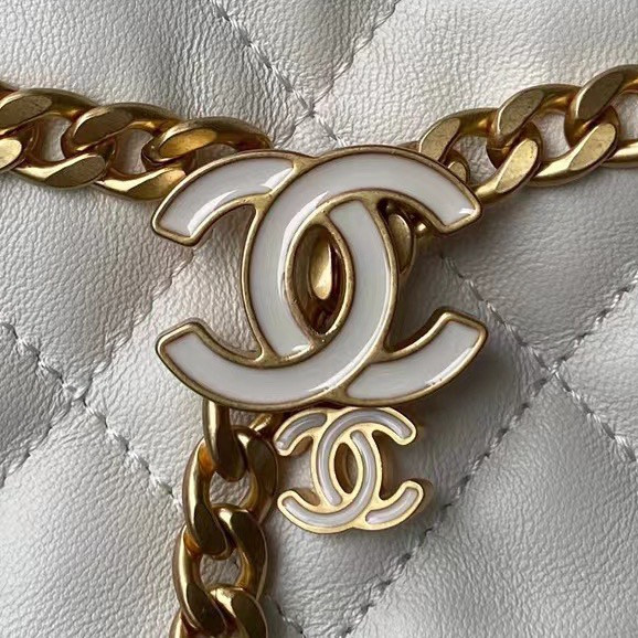 CL BUCKET BAG