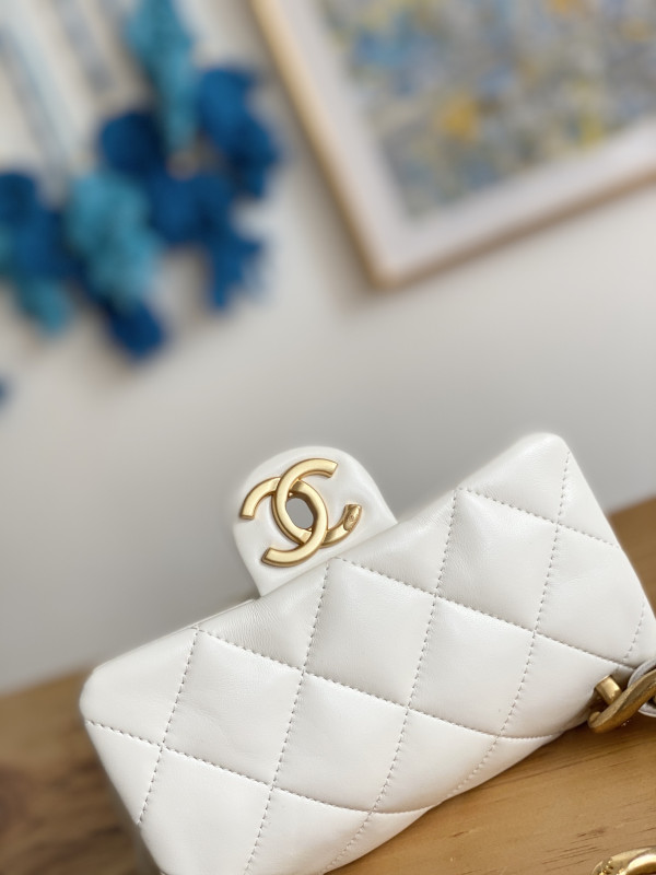 CL MINI FLAP BAG