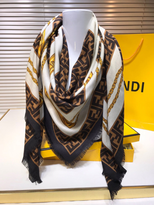 F**di scarf