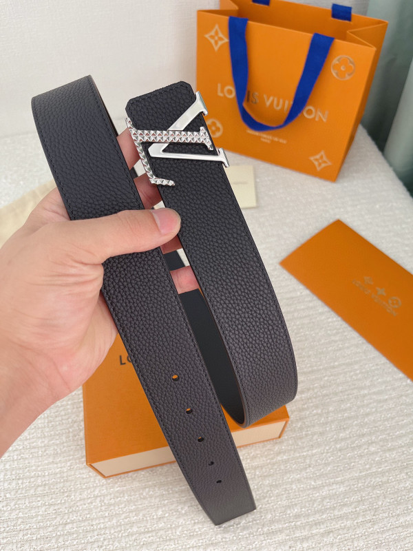 l**is V*t*n belt