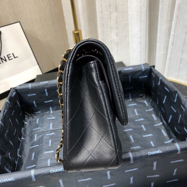 CL FLAP BAG LAMBSKIN