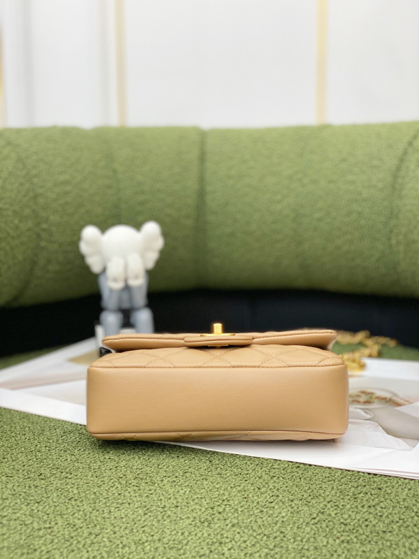 CL MINI FLAP BAG