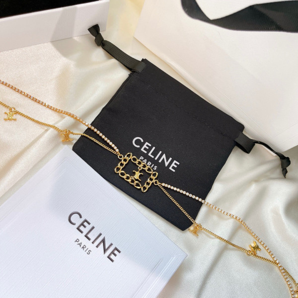 Ce**e necklace