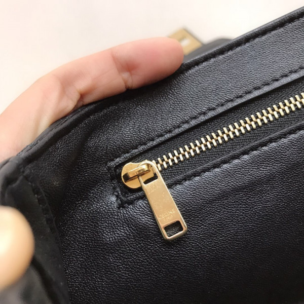 Ce**e besace 16 bag in grained calfskin