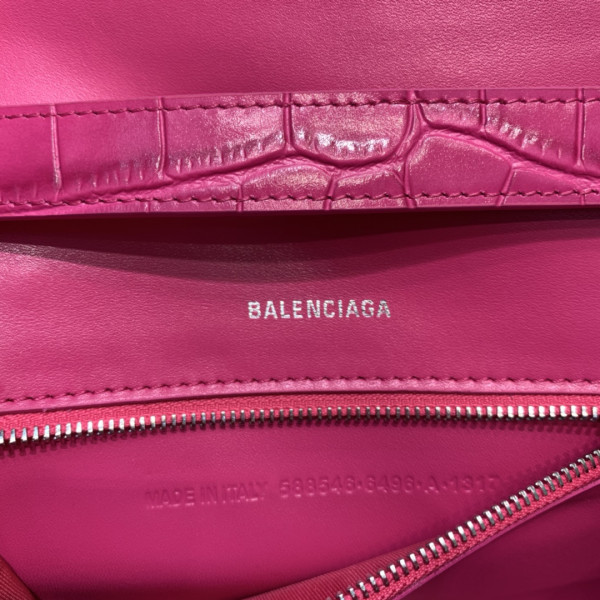 Ba*len*cia*ga hourglass chain bag