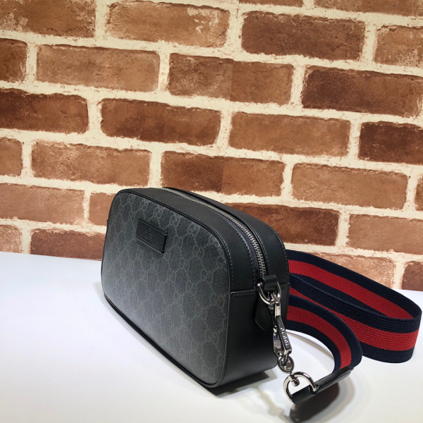G*u*i gg black shoulder bag