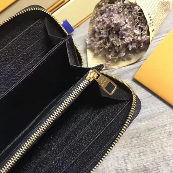 l**is V*t*n zippy wallet