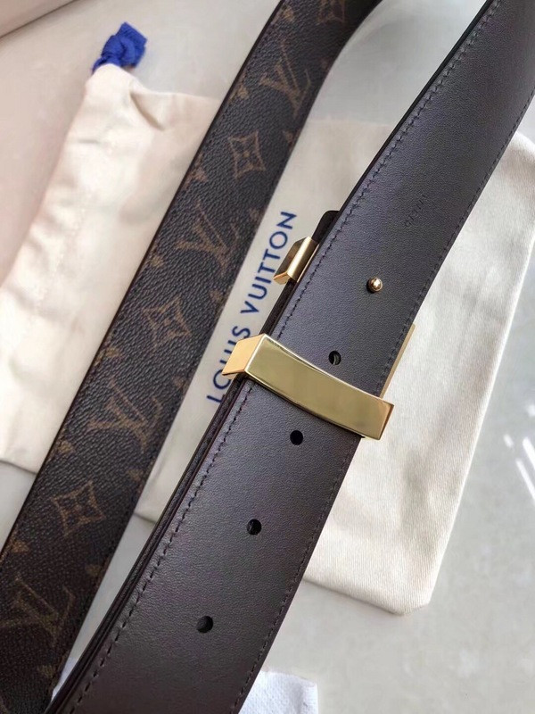 l**is V*t*n belt