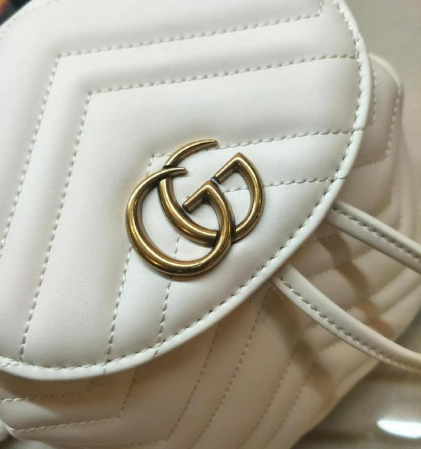 G*u*i gg marmont matelassé backpack 528129