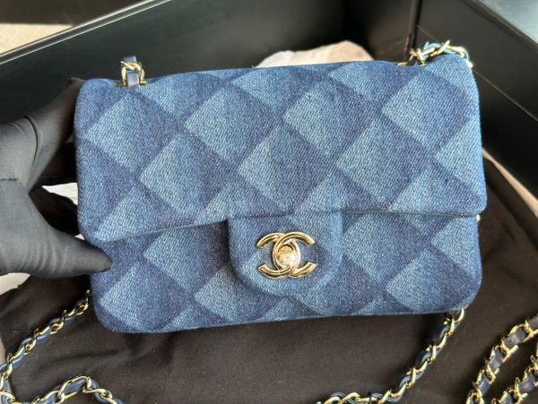 CL FLAP BAG 20CM