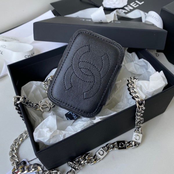 CL VANITY CASE