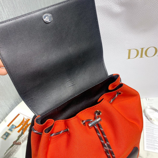 D*or backpack