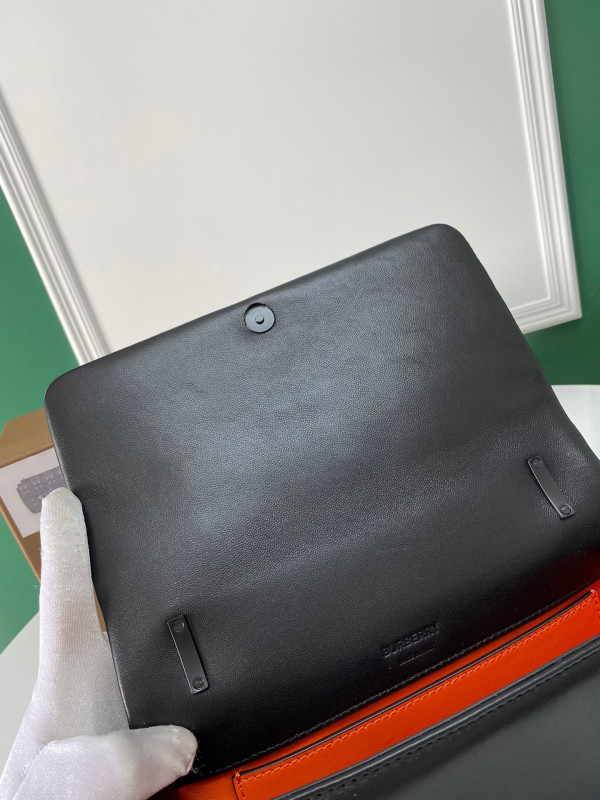 B**rry small lola bag