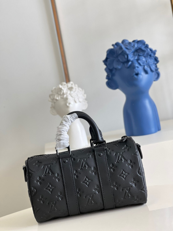 l**is V*t*n keepall bandouliÈre 25