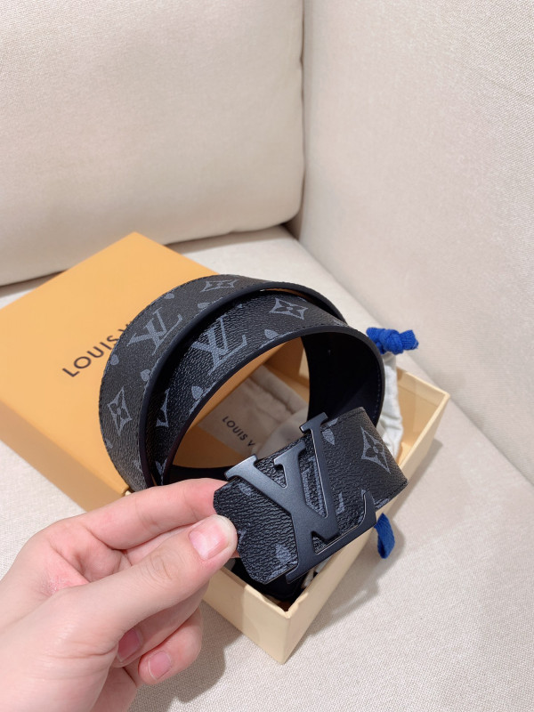 l**is V*t*n belt