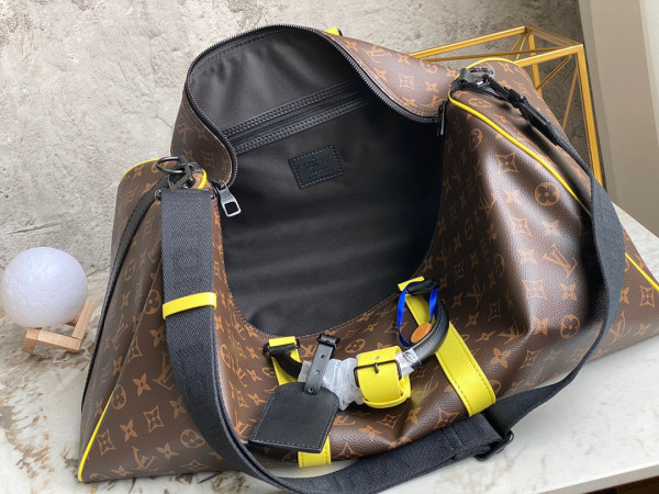 l**is V*t*n keepall bandouliÈre 50