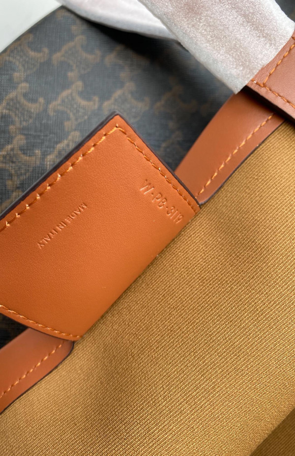 Ce**e large couffin bag