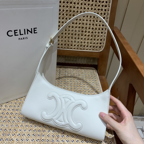 Ce**e shoulder bag cuir triomphe