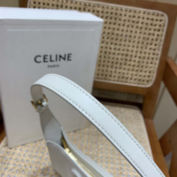Ce**e shoulder bag cuir triomphe