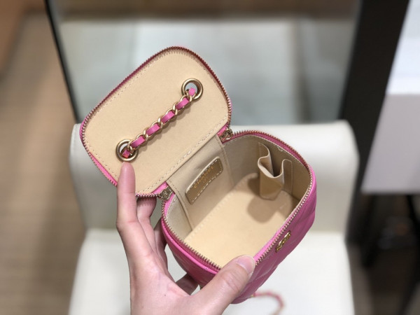 CL VANITY CASE