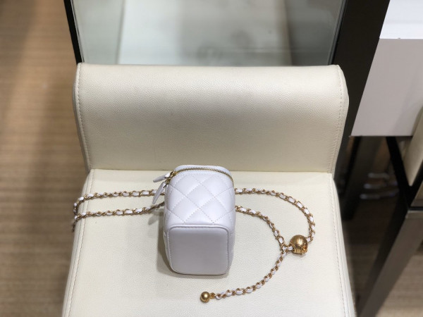 CL VANITY CASE