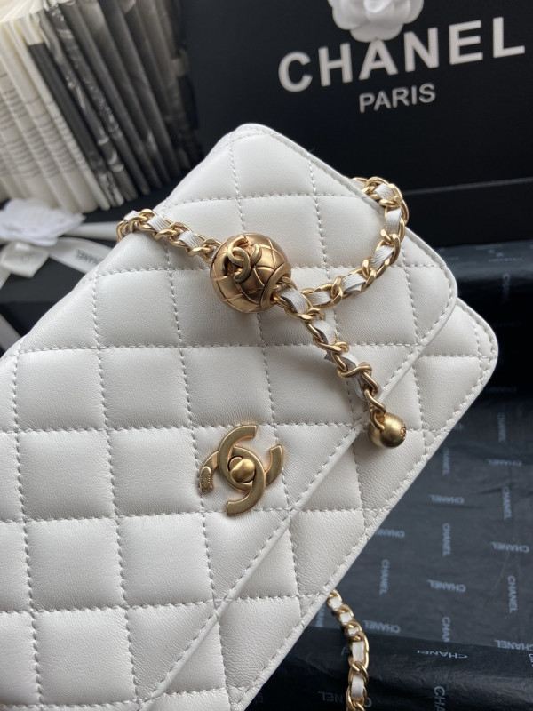 CL CHAIN WALLET