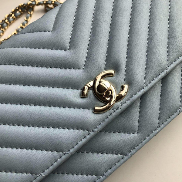 CL CHAIN WALLET