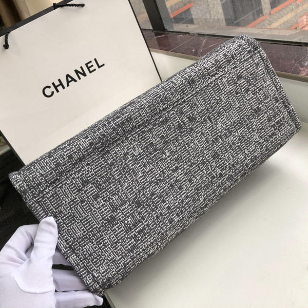 CL TOTE BAG