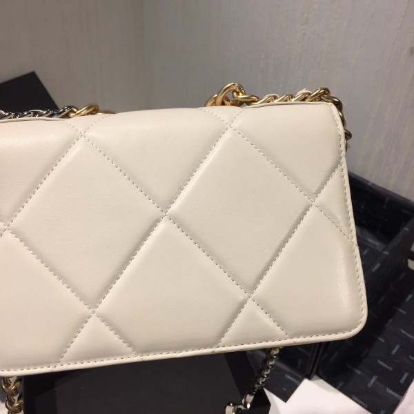 CL CHAIN WALLET
