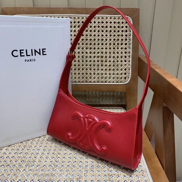 Ce**e shoulder bag cuir triomphe