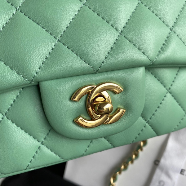 CL FLAP BAG 17CM