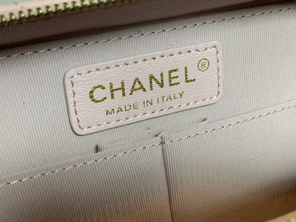 CL VANITY CASE