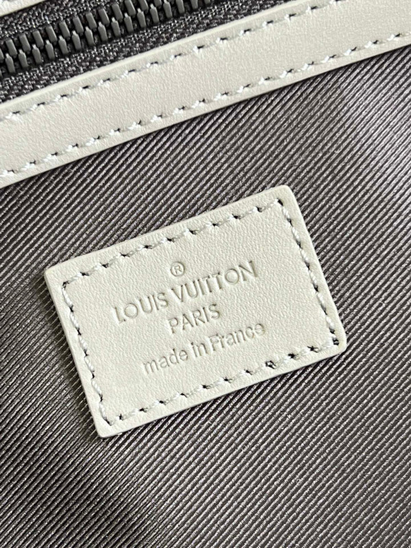 l**is V*t*n keepall 50b