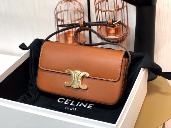 Ce**e triomphe shoulder bag