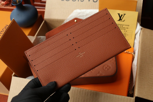 l**is V*t*n pochette fÉlicie