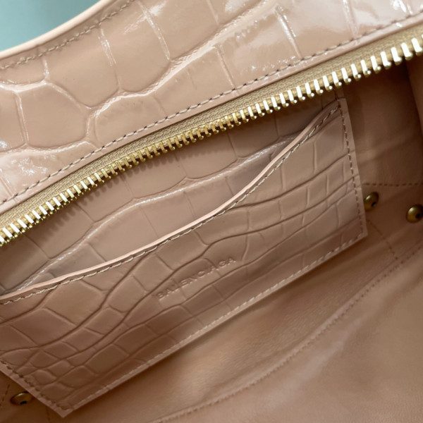 Ba*len*cia*ga neo classic mini top handle bag
