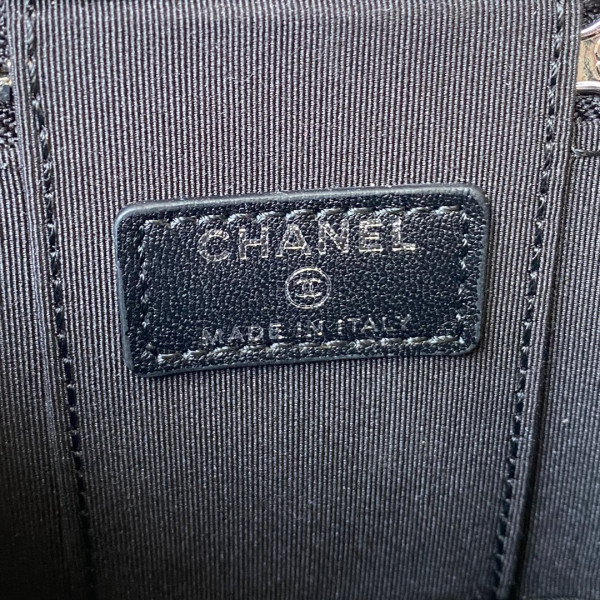 CL VANITY CASE