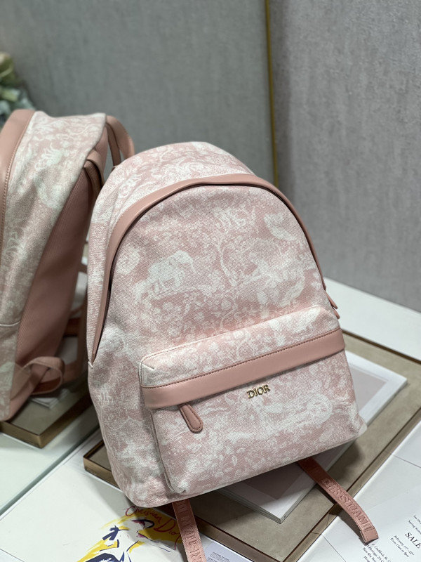 D*or backpack