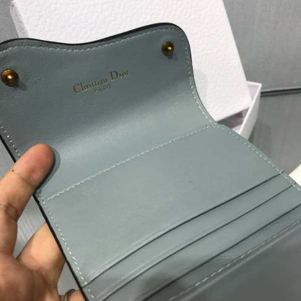D*or wallet
