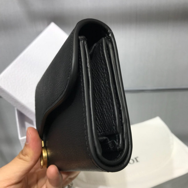 D*or wallet
