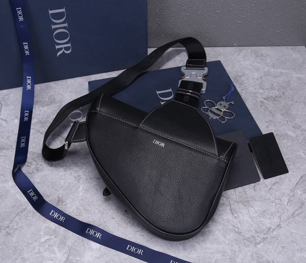 D*or saddle bag