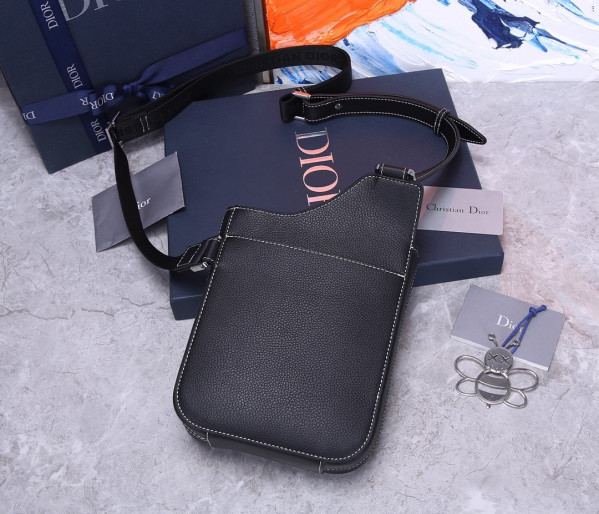 D*or saddle pouch