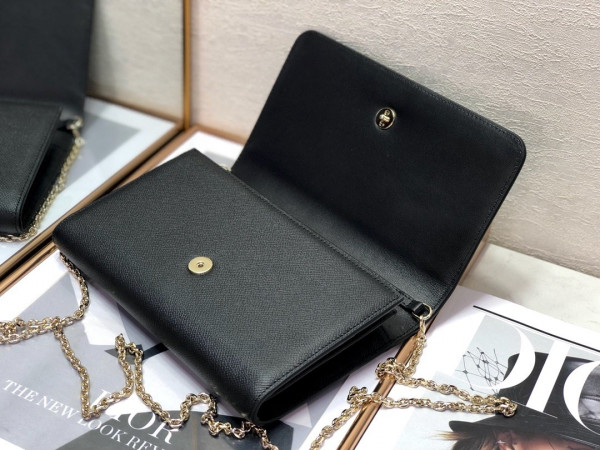 D*or montaignechain bag