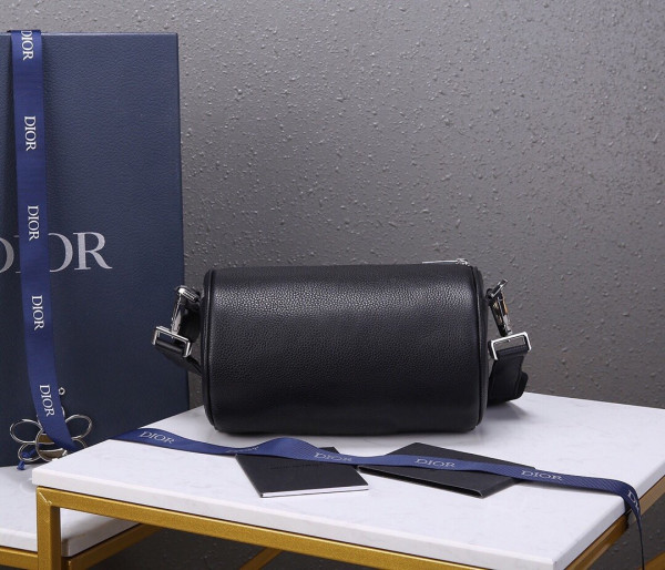 D*or roller messenger bag