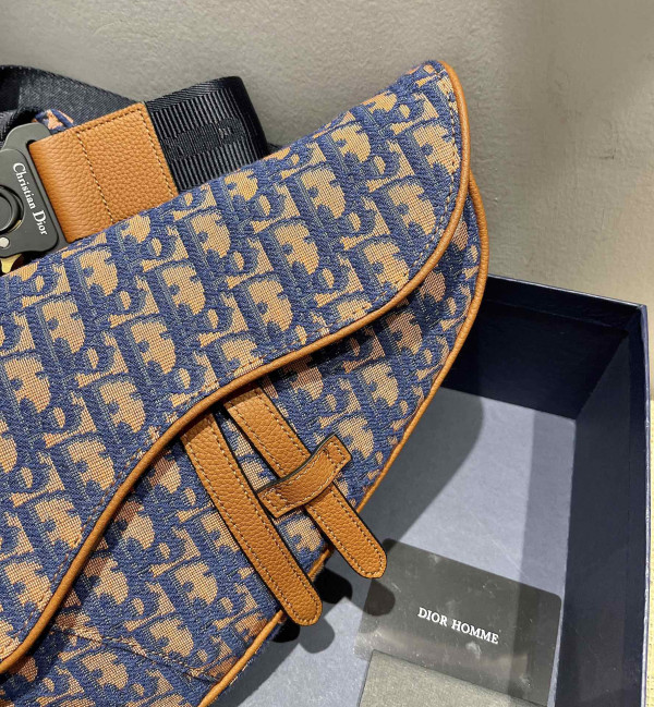 D*or saddle bag