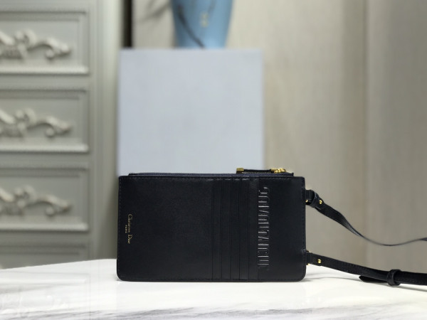 D*or 30 montaigne wallet with strap