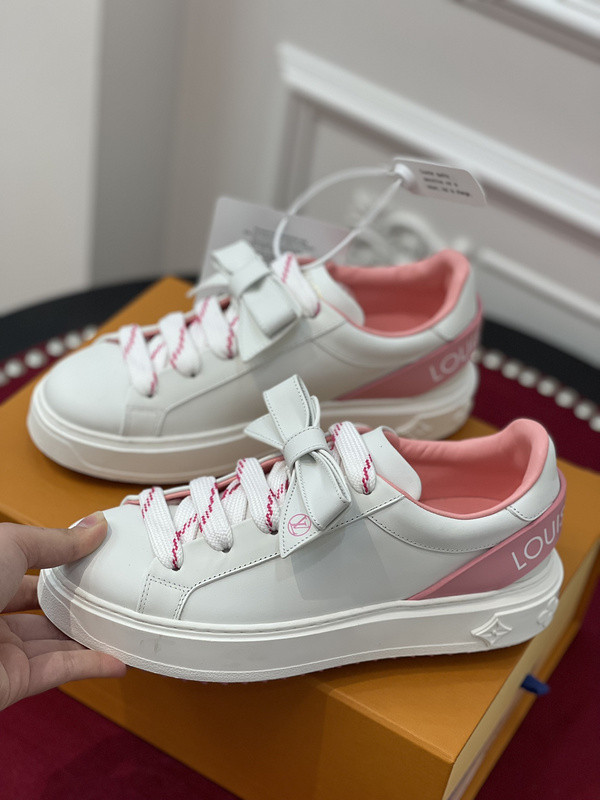 l**is V*t*n time out sneaker