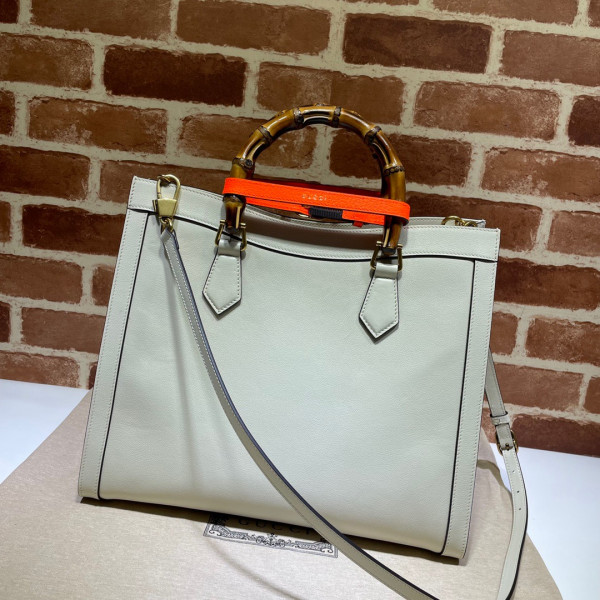 G*u*i diana medium tote bag