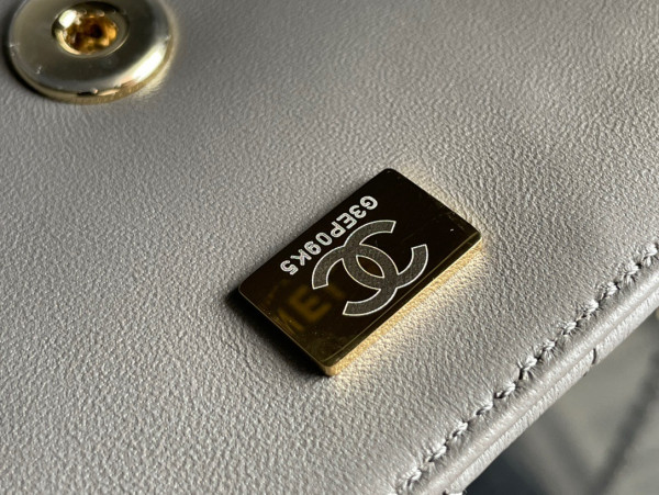 CL MINI FLAP BAG WITH TOP HANDLE
